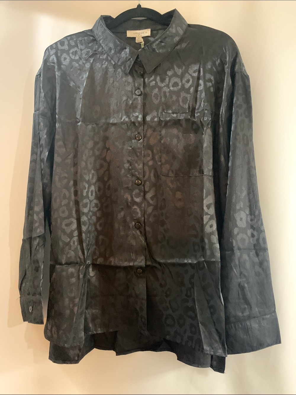 Umgee Blouse Button down top  - Tag Image - Picture 4 of 6